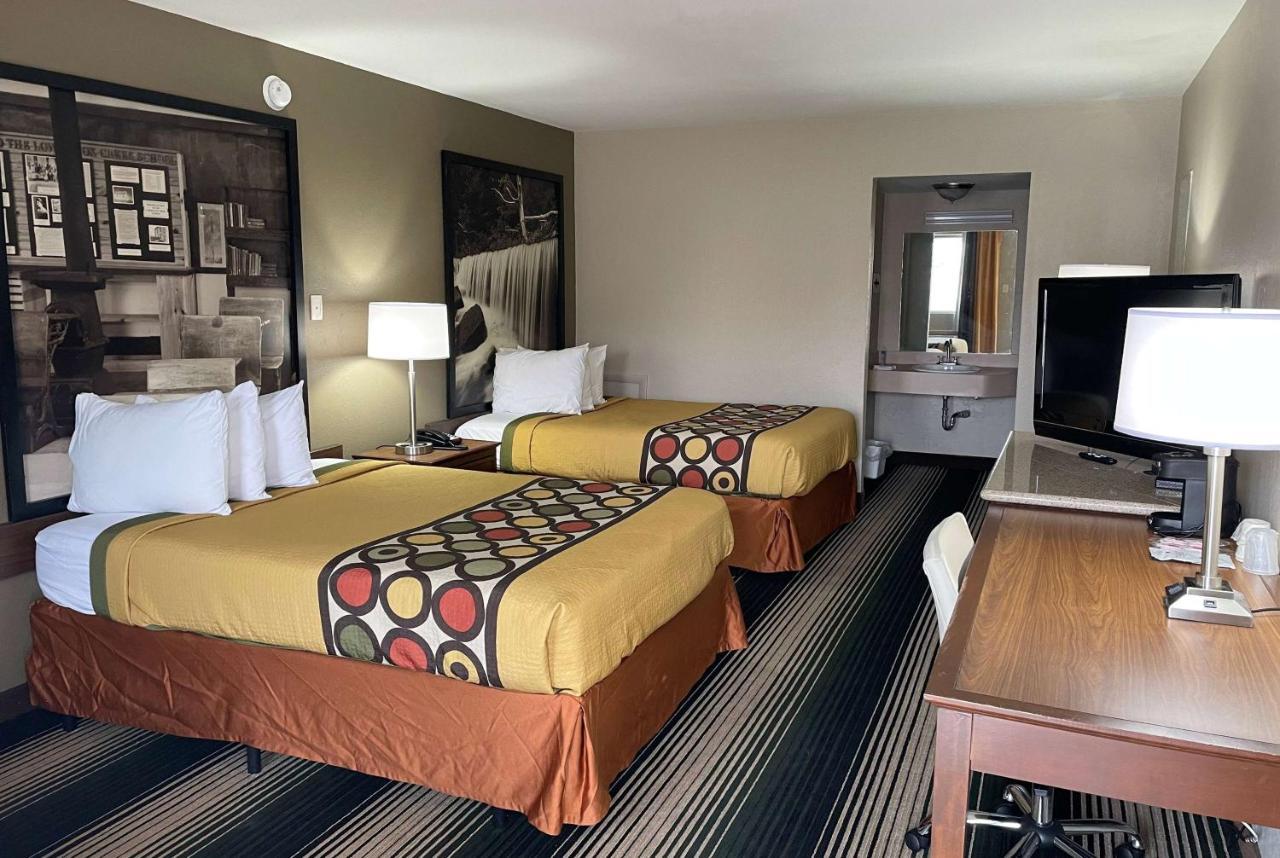 Deluxe Inn & Suites Junction City Exteriér fotografie